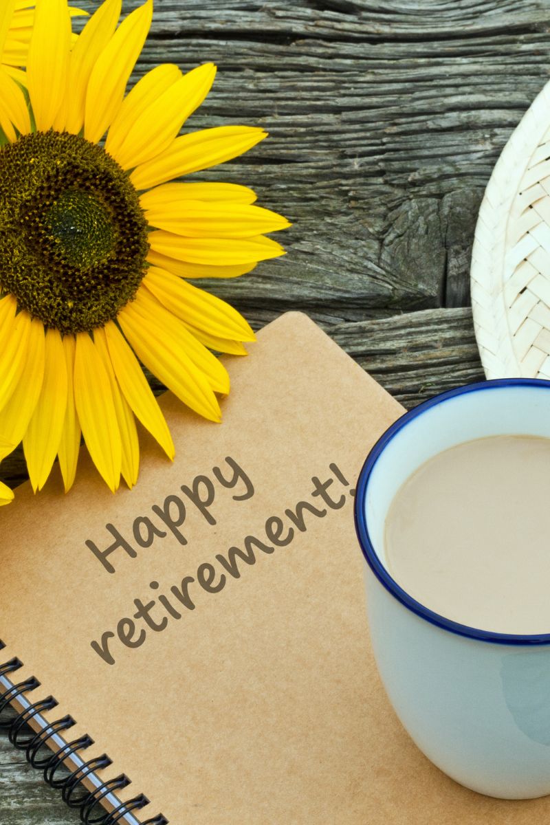 10 Retirement Gifts for Teachers They’ll Actually Use